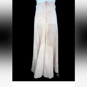 Suede fully lined soft buckskin skirt. Flowy, a line.